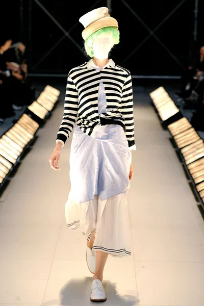 Look 34